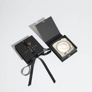 Caja de Regalo para Joyería de Alta Gama con Lazo y Logotipo Personalizado, Tipo Flip, de Cartón - Product Image 5