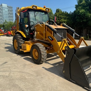 รถตักล้อยางตีนตะขาบ 420F 4x4 ราคาถูก ใหม่เอี่ยม พร้อมเครื่องยนต์คัมมินส์ ปั๊มอีตัน และ PLC - ประสิทธิภาพสูง 55 กิโลวัตต์ ความจุบุ้งกี๋ 0.7 คิว - Product Image 4