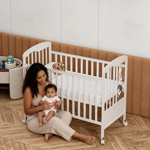 Culla per Neonati in Legno di Pino con <span class=keywords><strong>Testiera</strong></span> in Acrilico, Luce LED, Altezza Regolabile a 3 Livelli, Zanzariera, Ruote, Striscia Anti-Roditore, <span class=keywords><strong>Lettino</strong></span> con Sponda Ribaltabile - Product Image 1