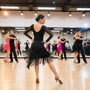 Jupe de <span class=keywords><strong>danse</strong></span> latine avec franges, vêtements d'exercice, costume de <span class=keywords><strong>danse</strong></span> latine, jupe de <span class=keywords><strong>danse</strong></span> <span class=keywords><strong>Jive</strong></span> et Three Steps, noire - Product Image 3