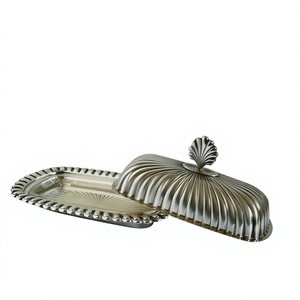 Beurrier décoratif en métal au design classique avec couvercle, style moderne, pour restaurant et maison, vaisselle de table, qualité alimentaire - Product Image 1