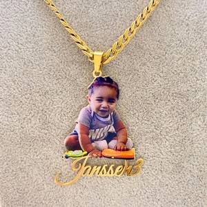 Collana con Ciondolo Personalizzato 2024, Nuovo Design alla Moda, Placcato Oro 18k, Doppia Targhetta 3D con Nome o Lettere a Scelta - Product Image 3