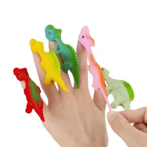 Mainan katapel dinosaurus terbang TPR lengket pelontar Fidget Finger Flick elastis karet Dino hewan anak-anak Slingshot
