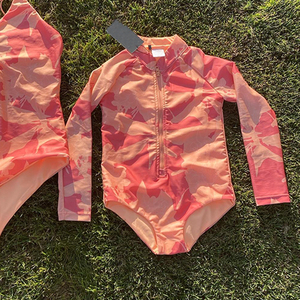 OEM Custom Beach Print <b>Long</b>-<b>Sleeved</b> Zipper Girls' <b>Swimsuit</b> High-Quality Recycled Nylon Hawaiian kid's Swimwear - Product Image 3
