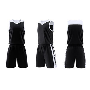 Op maat gemaakte ademende polyester shorts met sublimatie bedrukt logo voor jongens en volwassenen, specifieke basketbaluitrusting. - Product Image 2