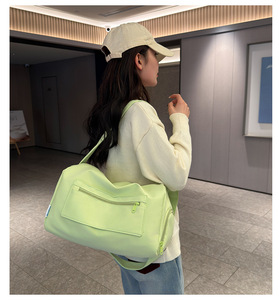 Bolsa de Viaje Deportiva Unisex RUIQUWIN con Logotipo Personalizado, Ligera, Impermeable, de Gran Capacidad, con Compartimento para Zapatos - Product Image 2