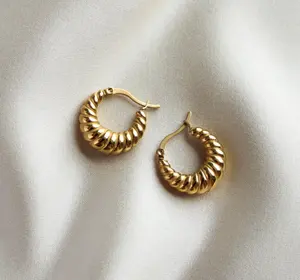 New Vintage Style 18k Gold Plated Screw Twisted Earrings Stainless Steel Croissant Hoop Earrings For Women