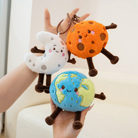 Meilleures ventes : Poupées en peluche de la série Planètes Mignonnes, Pendentifs amusants en forme de Terre, Breloques de sac et Porte-clés en peluche