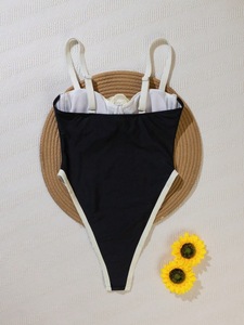 Traje de Baño de Una Pieza para Mujer con Contraste de Color, Copa con Aros y Decoración de Flor de Camelia 3D, Corte Alto, Venta al por Mayor de Ropa de Playa - Product Image 6
