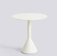Ensemble table et chaises d'extérieur en alliage d'aluminium, imperméable et confortable, adapté au patio ou devant un café