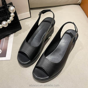 Sandales à semelle épaisse pour femmes, style européen et américain, grande taille, bout rond, chaussures d'été pour l'extérieur, collection 2025 - Product Image 2