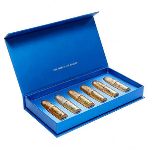 Emballage de luxe pour gloss à lèvres bleu avec 6 tubes dorés, coffret cadeau magnétique haut de gamme pour une semaine de rouges à lèvres - Product Image 1