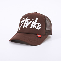 Casquette de baseball respirante et polyvalente avec imprimé « Strike Letter » pour couples, style camionneur en maille