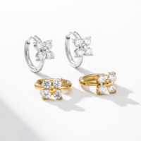 YF8297 INS - Aretes Minimalistas de Acero Inoxidable Chapado en Oro de 18K con Circonita Brillante en Forma de Flor de Cuatro Pétalos, Resistentes al Agua, para Mujer, Regalo