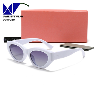 Lunettes <span class=keywords><strong>de</strong></span> soleil PC à monture intégrale certifiées ISO 12312-1, taille 53-12-142 |   <span class=keywords><strong>Lentilles</strong></span> TAC UV400 |   Anti-éblouissement Anti-radiation |   Durable, tendance, rouge - Product Image 1