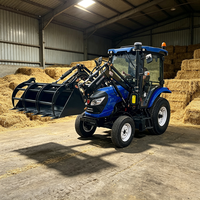Tracteur agricole à roues 4x4 de 120 CV avec cabine climatisée, système hydraulique robuste, capacité de levage élevée et démarrage électrique
