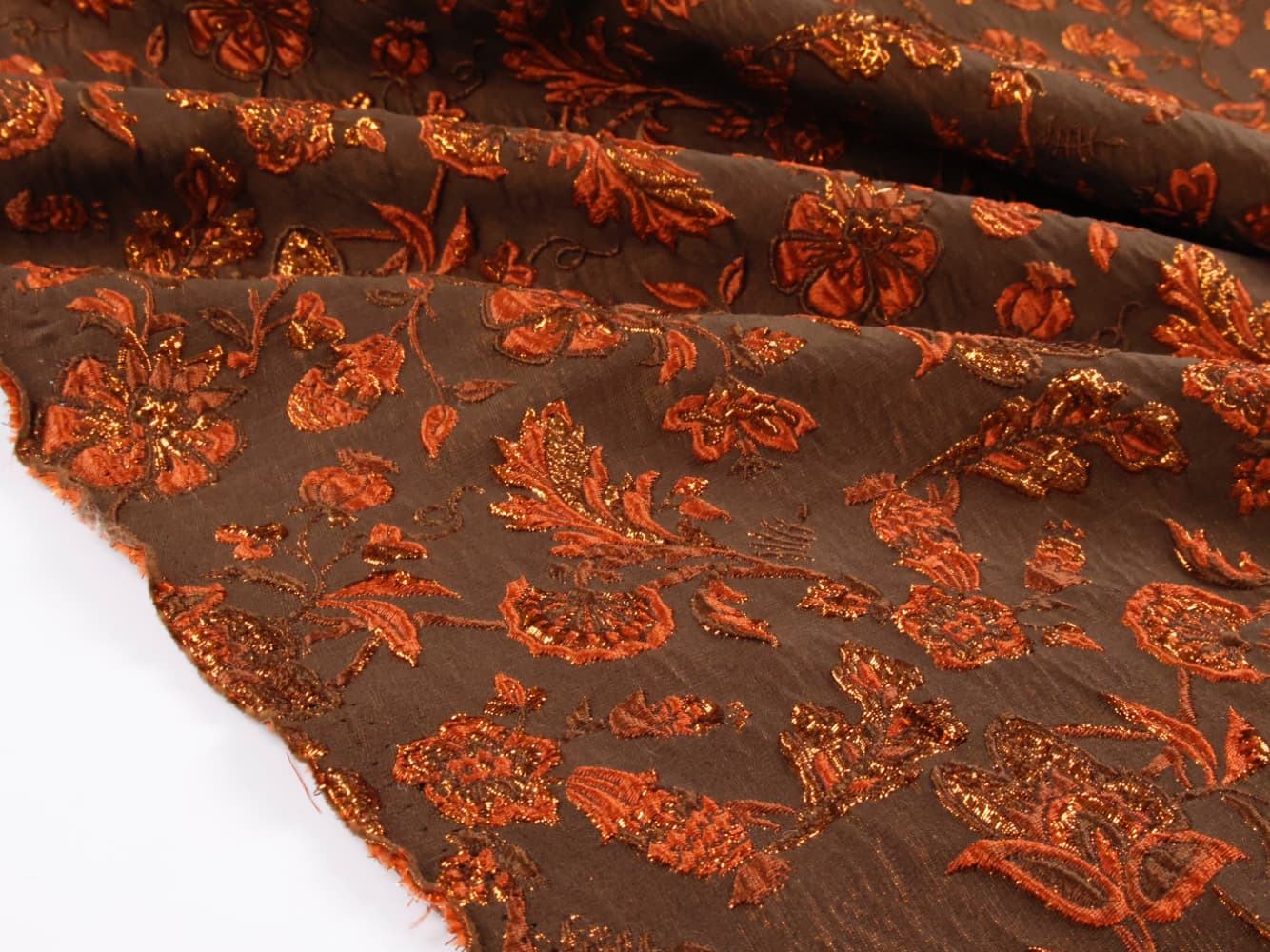 สีน้ำตาล