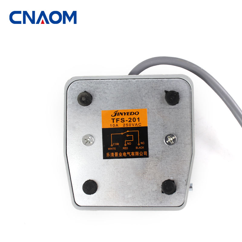 TFS-201 SPST Momentary Metal Foot Pedal Switch | Anti-Slip Design 1PCSフットスイッチTFS-201瞬時制御15CM