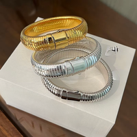 Bracelet large en cuivre plaqué or pour femme, design de niche, style INS, élégant et tendance