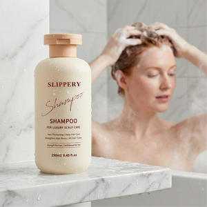 Champú Personalizado OEM con Biotina y Romero para Cabello Fino, Fortalece las Raíces con Jengibre y Cafeína - Product Image 3