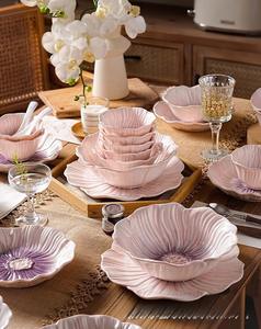 Juego de Vajilla de Cerámica Personalizado, Plato con Forma de Flor Morada, Juego de Mesa Nórdico de Cerámica para Decoración de Bodas - Product Image 2