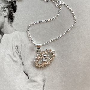 Joyería Fina de Plata de Ley 925 con Circonita, Collar con Colgante en Forma de Ojo Chapado en Oro de 18k - Product Image 3