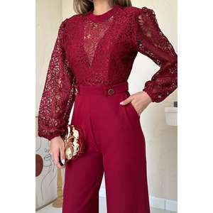 Elegante mono de encaje color borgoña para mujer, vestido de fiesta de cintura alta, manga larga con mangas abullonadas y cinturón en la cintura. - Product Image 6