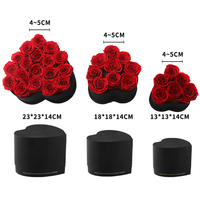 Vente en gros de roses éternelles à tête de fleur pour toujours roses conservées dans une boîte en forme de cœur