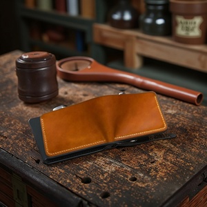 Portefeuille court pour homme Boshiho, durable, fait main, en cuir de vachette Crazy Horse, fin, pour poche avant, en cuir de vachette véritable. - Product Image 3