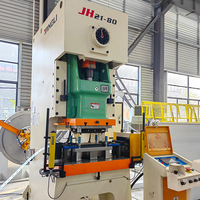 Machine automatique de formage de profilés de plafond en acier léger pour cloisons sèches en plaques de plâtre