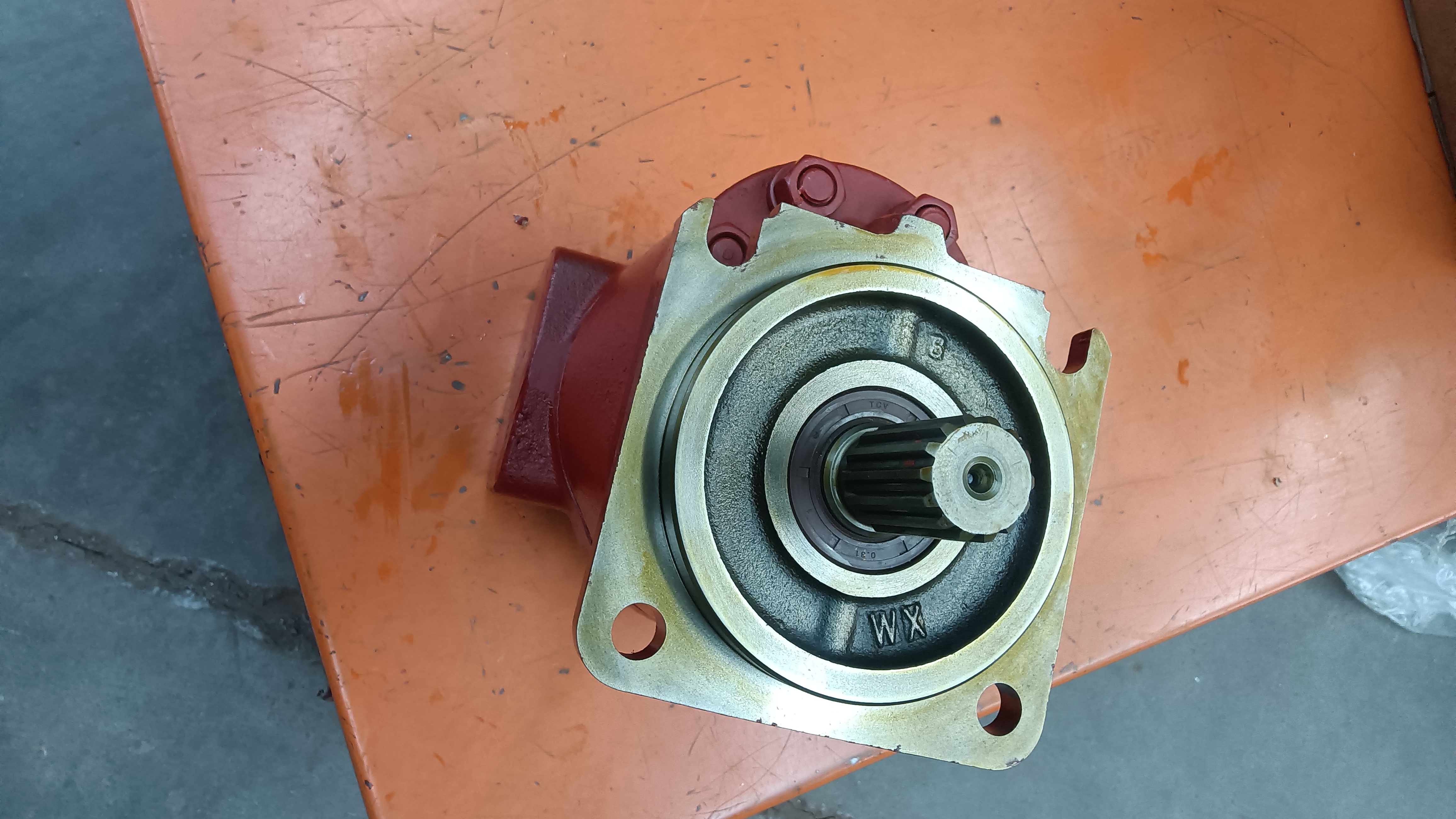 Hydraulic Gear Pump 44093-6171 for Kawasaki 65ZV Wheel Loaders