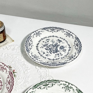 Plato de Postre de Porcelana Ecológico con Diseño Floral Botánico Retro Europeo de 8'' y 10'' con Patrón de Plantas - Product Image 5