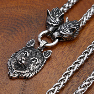 Yunnique – collier avec pendentif tête de loup en acier inoxydable pour hommes, chaîne de pull avec signe du zodiaque animal, bijoux cadeau - Product Image 2