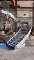 Escaliers en spirale personnalisables à cadre métallique luxueux pour les halls d'hôtel haut de gamme