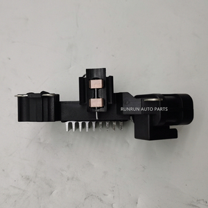 Régulateur de <span class=keywords><strong>tension</strong></span> d'alternateur pour ISUZU TRUCK 4HK1 4HE1 <span class=keywords><strong>2003</strong></span>-UP alternateur IH748 - Product Image 5