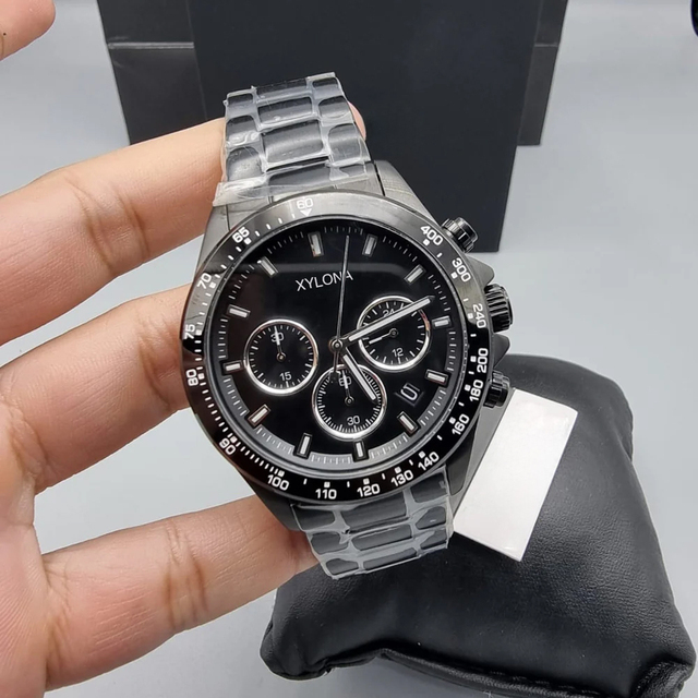 43 mm Men's Chronograph Watch Black PVD Stainless Steel case with One-way Rotating Bezel with Glow-in-night Dial Date Display