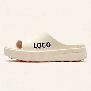 Chaussons à lacets Designer MIND 001 pour hommes et femmes - Printemps/Été, couleur cendre clair, cadre chromé rouge, massage extérieur, confort, antidérapants - Product Image 1