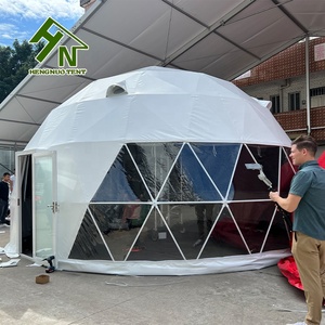 Tentes Yurt de Luxe de 7m avec Cuisine pour Hôtel de Station Balnéaire - Product Image 1