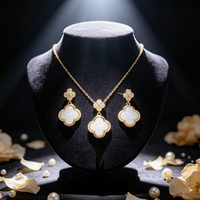 Bijoux de mode pour femmes, ensemble de bijoux tendance, trèfle, accessoires de présentation de bijoux raffinés, bijoux pour femme, bijoux hip-hop