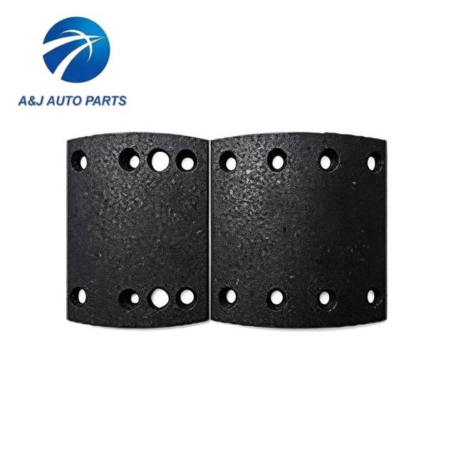 Original Auto Brake Systems Spare Parts Truck Rear Axle Brake Lining Drum Truck Brake Pads OE CP.G.XML164/165.3D14*5