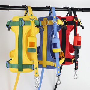 ペットハーネスベスト 防水PVC犬用首輪とリードセット サービスドッグハーネス ネオプレン製ソフトファッションドッグハーネス ノープル - Product Image 1