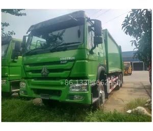 รถบรรทุกซิโนทรัค HOWO สำหรับขนส่งขยะแบบตะขอหมุน รถบดอัดขยะ รถบรรทุกสำหรับงานสุขาภิบาล - Product Image 1