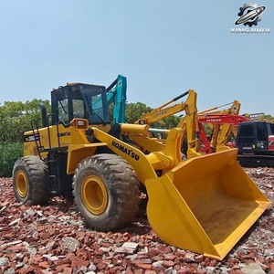 Chargeuse sur pneus Komatsu 380 d'occasion, 16 tonnes, godet de 3 m³, marque japonaise d'origine, matériel de construction d'occasion, faible nombre d'heures, bon état - Product Image 3