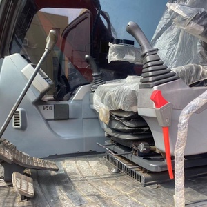 Excavatrice sur chenilles hydraulique Doosan DX150LC-9 de 15 tonnes, 95 % neuve, à bas prix, pour travaux de construction lourds, certifiée CE/EPA, à vendre - Product Image 3