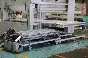 آلة رش دوارة للخشب الصناعي لطلاء الأثاث والخزائن والأبواب الخشبية بالأشعة فوق البنفسجية - Product Image 3