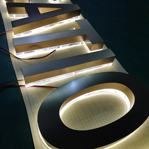 Tùy Chỉnh Ngoài Trời Xây Dựng 3D Vàng Chải Thép Emboss Ánh Sáng Bảng Chữ Một Logo LED Thương Mại Xếp Kênh Thư - Product Image 6