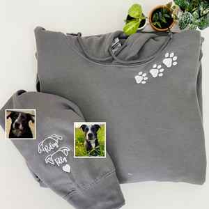 Sweat-shirt à col rond avec lettres florales brodées personnalisées Meilleur cadeau pour les propriétaires d'animaux de compagnie Hiver Automne Tissu tissé Motif 3D Logo à l'avant - Product Image 3