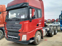 Camion tracteur X3000 haute puissance avec moteur de pointe et faible consommation de carburant pour les opérations de transport lourd sur de longues distances