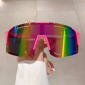 Gran oferta logotipo personalizado marca TWINSHIELD <span class=keywords><strong>gafas</strong></span> para correr UV400 <span class=keywords><strong>gafas</strong></span> de sol deportivas montar <span class=keywords><strong>bicicleta</strong></span> de <span class=keywords><strong>montaña</strong></span> deportes de carretera <span class=keywords><strong>gafas</strong></span> de sol - Product Image 1