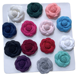 Versão Coreana Retro Estilo Floral Broche Versátil Camélia Tecido Broche para Festa de Casamento Outras Ocasiões-Chapeamento Atacado - Product Image 1